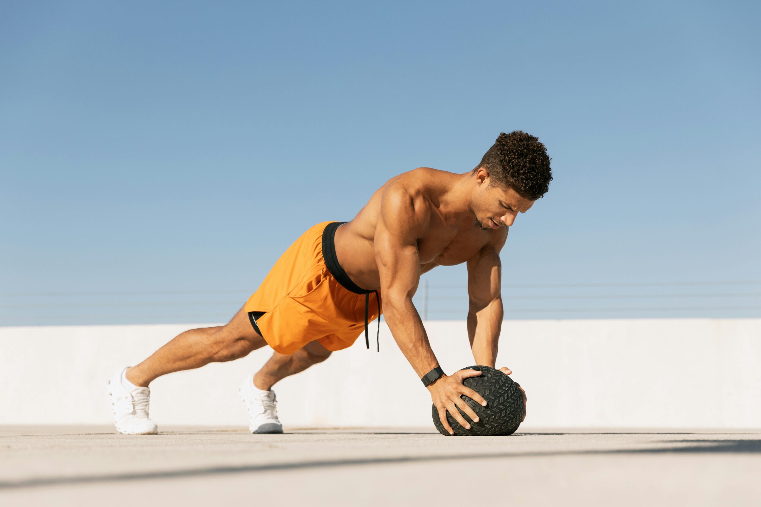 Read more about the article 6 Best Ab Workouts in 2025